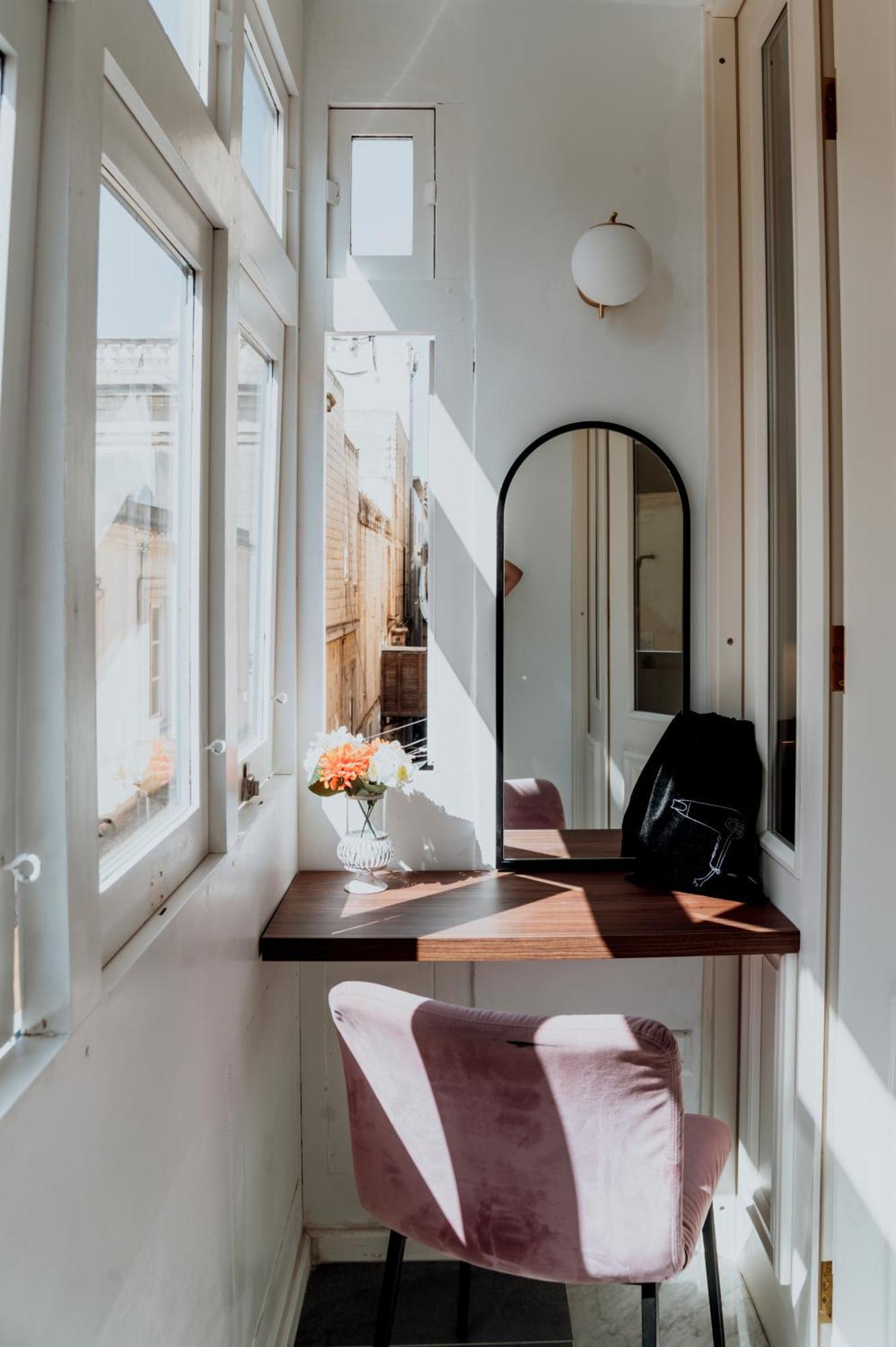 King Charles Hotel Valletta Exterior foto